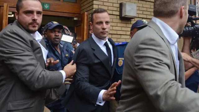 Oscar Pistorius é condenado por homicídio culposo de Steenkamp