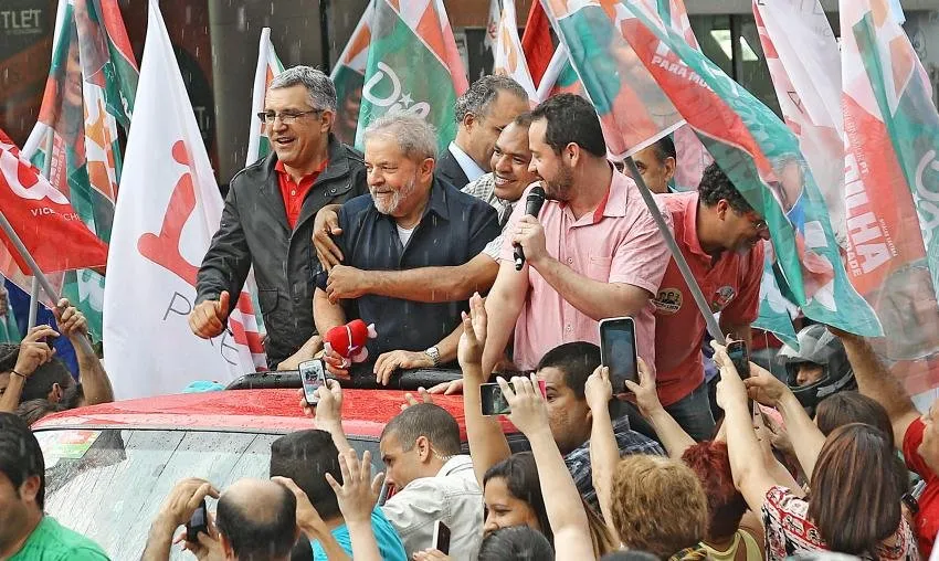 Lula adverte eleitores sobre 'semana da mentira'