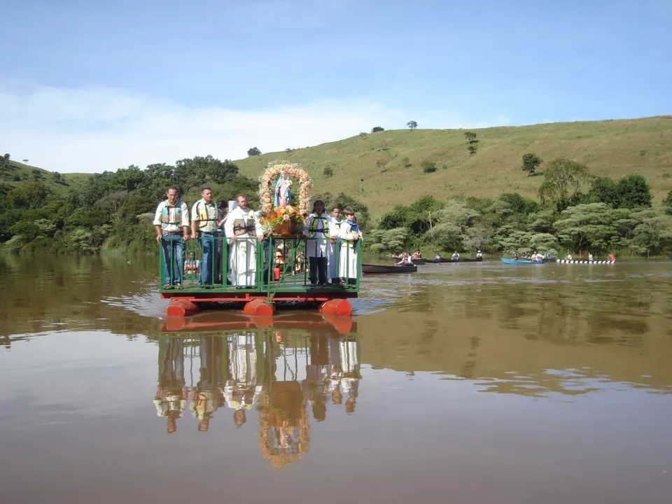  Lidianópolis: Procissão de N.S dos Navegantes no Rio Ivaí