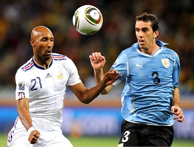  A França de Anelka e o URuguai de Godin ficaram no 0 a 0 na estreia na Copa do Mundo
