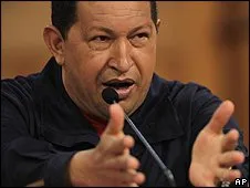 Hugo Chávez quer regulem o uso da Internet