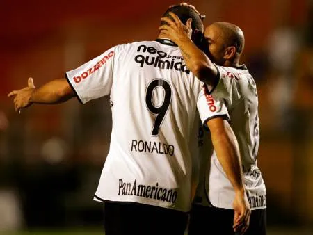 O Corinthians confirmou ontem (16) que vai disputar um torneio quadrangular durante a paralisação do Campeonato Brasileiro
