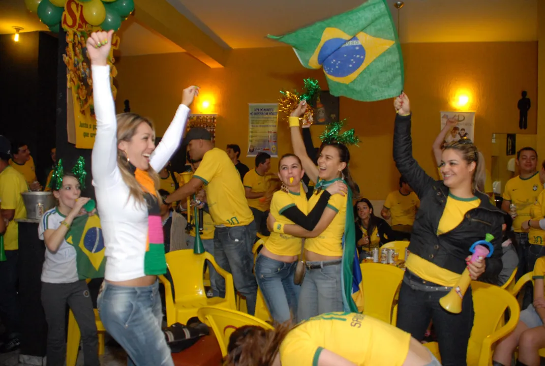 No momento do jogo da seleção brasileira, o país só pensa em torcer