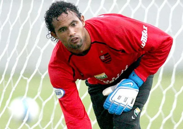   Sem Bruno (foto), Marcelo Lomba assumiu a vaga de titular no Flamengo