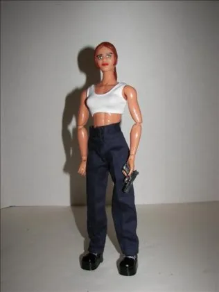  Uma das versões de boneca lançada nos EUA representando a suposta espiã russa Anna Chapman