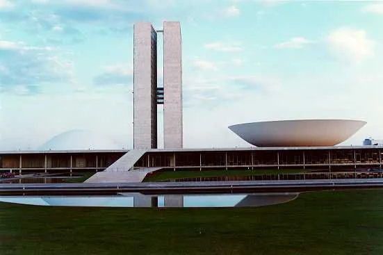  Operação investiga esqueça de corrupção em Brasília
