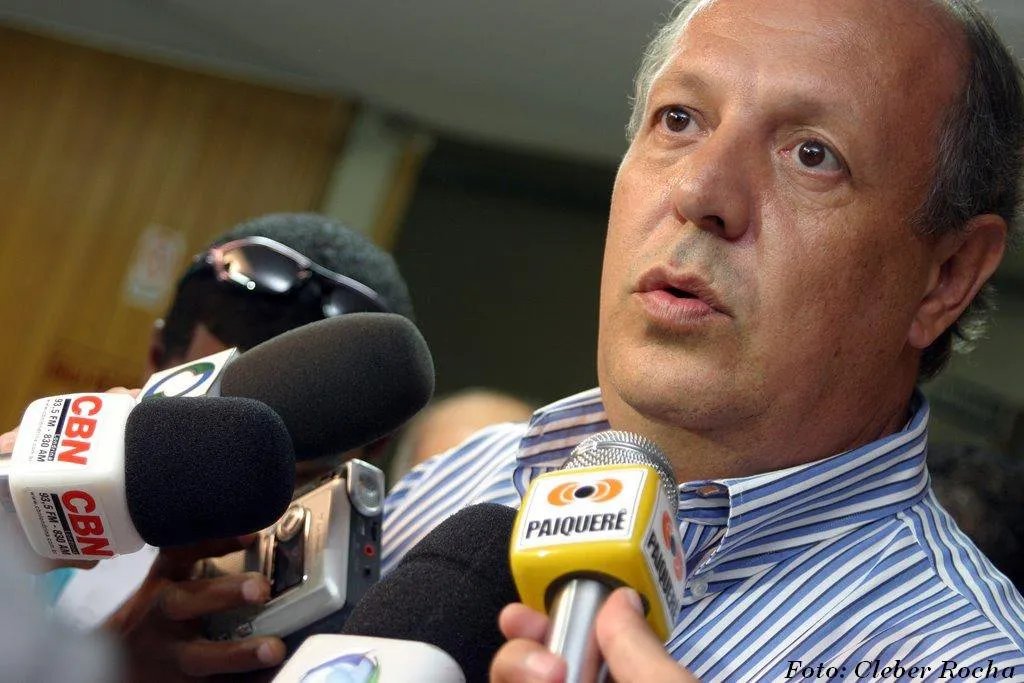  Joel Garcia (PDT) reassumiu nesta quinta-feira (8) o seu mandato de vereador de Londrina
