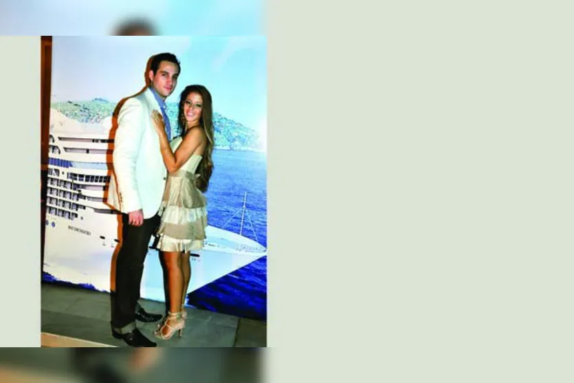  Os noivos Guilherme Arruda e Thalita Prado  