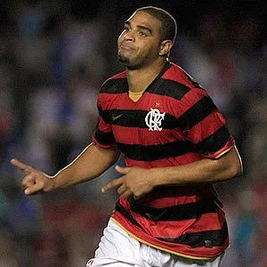  Jogador foi xingado por torcedores do Flamengo no estacionamento do Maracanã