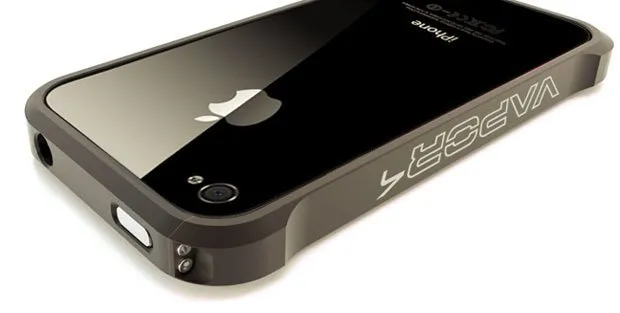  Capa feita de alumínio protege o iPhone contra quedas