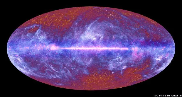  Linha horizontal brilhante atravessando a imagem é o eixo principal da galáxia