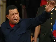  Chávez mobilizou tropas na fronteira com a Colômbia