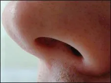  Técnica identifica mudança de pressão no céu da boca em fungadas