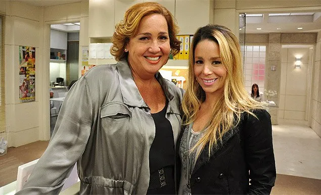  As atrizes Claudia Jimenez e Danielle Winits, que vivem Alberta e Manuela na série "A Vida Alheia", da Globo