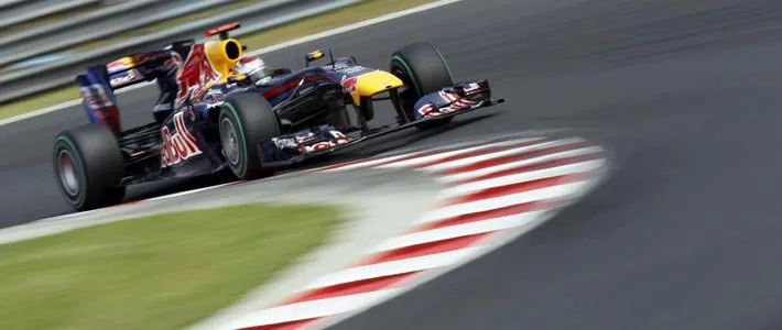 Carros da Red Bull tomaram tal susto na largada 