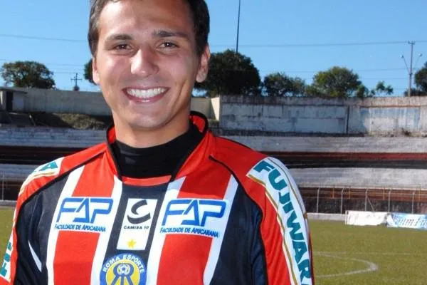  Fábio foi artilheiro da Divisão de Acesso com 17 gols