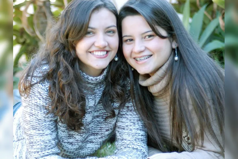   Carla Fernanda Baganha e Caroline Rodrigues Figueira  