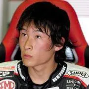 O acidente que matou neste domingo o piloto japonês Shoya Tomizawa, de apenas 19 anos, é mais um capítulo da longa história envolvendo a falta de segurança na motovelocidade