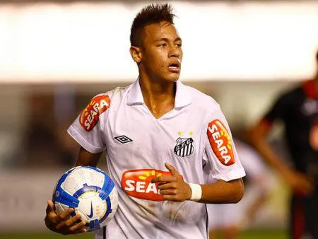 Neymar é absolvido e Santos ataca Cruzeiro com trio