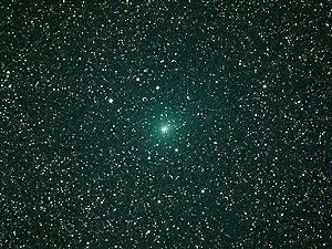  Aparência do cometa Hartley 2 a olho nu.