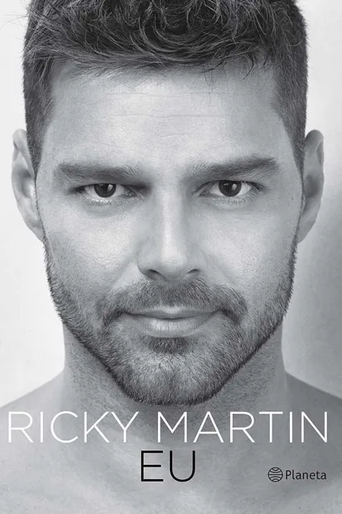  Capa do livro que Ricky Martin está lançando sobre sua vida