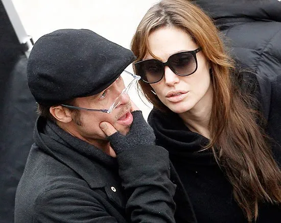  Brad Pitt e Angelina Jolie no set de filmagens do filme dirigido por ela em Budapeste