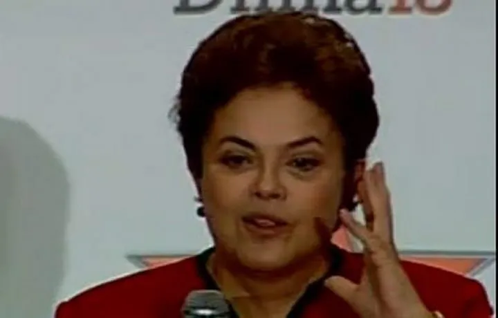  Dilma ficou emocioanda oa falar de Lula