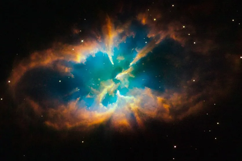   Estrutura da nebulosa NGC 2818 