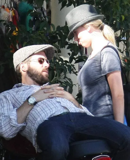  O casal de atores Ryan Reynolds e Scarlett Johansson, que terminou o casamento de dois anos, em foto de 2008