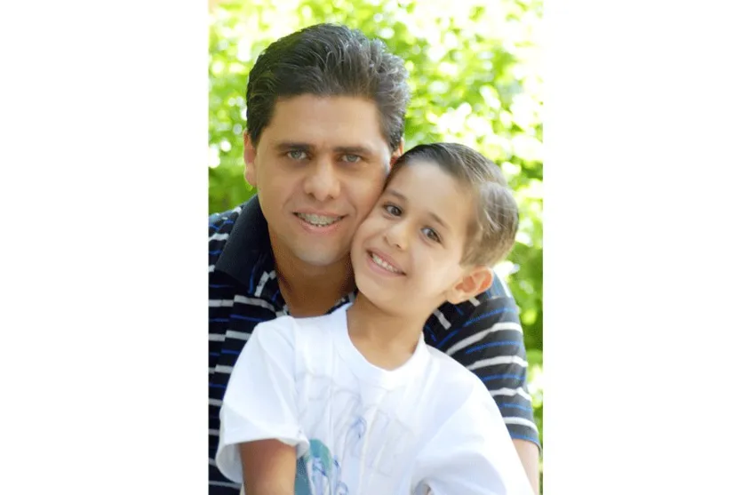   Michael Gimenez e o filho Jhonathan Henrique Gimenez  