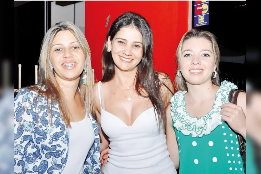   Roseli Leonardi, Silvana Bineli e Maria Oliveira, fotografas pelas lentes do Studium 90     