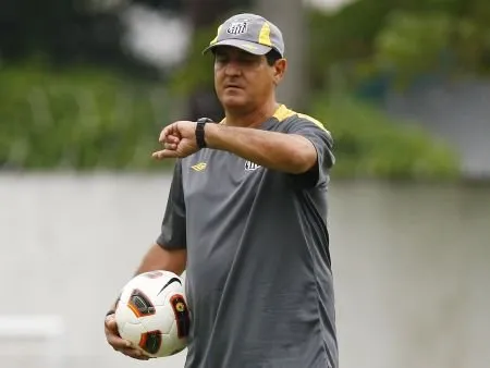  Muricy Ramalho ainda está em dúvida se escala o time titular contra o São Paulo 