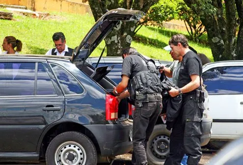 Procurador jurídico de Londrina e mais 15 são presos