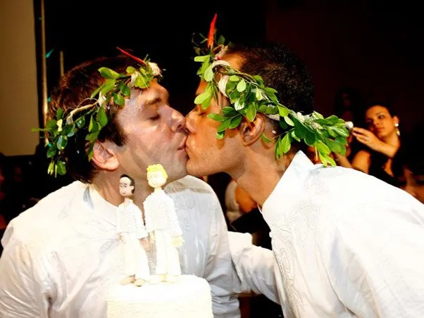 Luxemburgo aprova casamento gay
