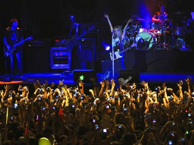 Avril Lavigne se apresenta em Belo Horizonte