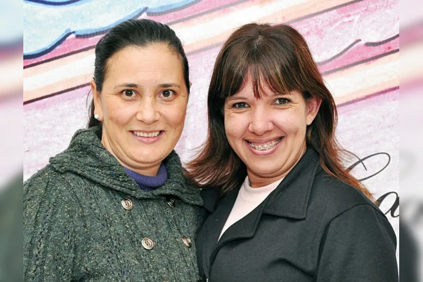   Mirene Gomes e Adalgiza Cristina, fotografadas em tarde de receitas culinárias  
