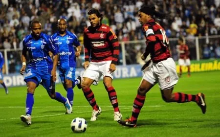 Brilho de Ronaldinho no Flamengo faz renascer interesse de europeus por seu futebol