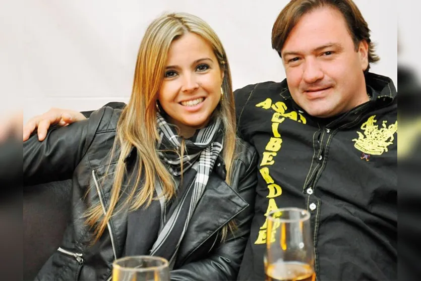   Mariana Zacas Bongiolo e Juliano Bongiolo, fotografados durante festa do Moto Clube  