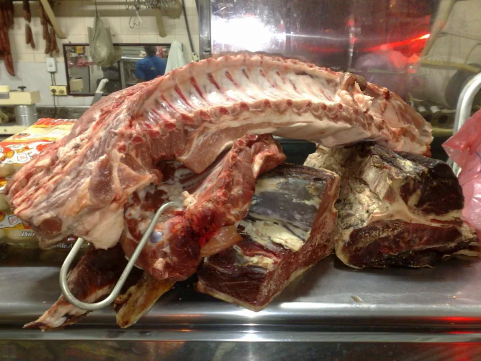 Carne furtada foi recuperada pela PM em Rolândia
