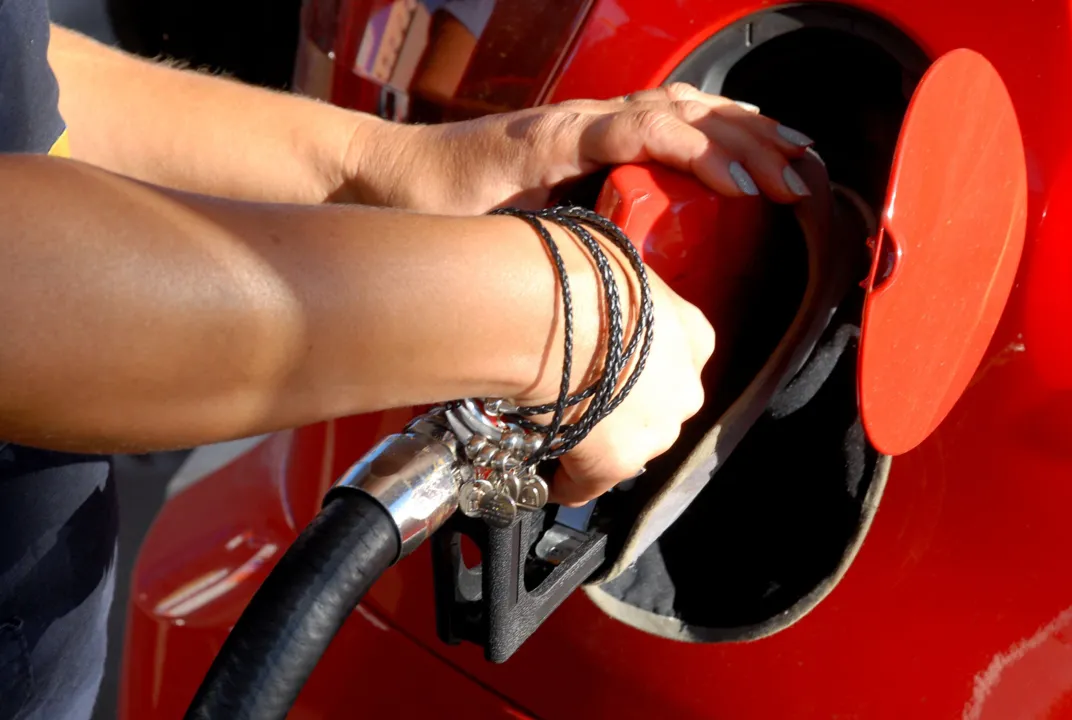 Contra impostos, gasolina será vendida com desconto