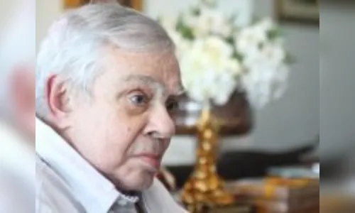 Chico Anysio tem medicação aumentada por médicos; estado de saúde é grave