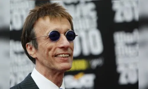 Cantor dos Bee Gees, Robin Gibb está em coma, diz mídia