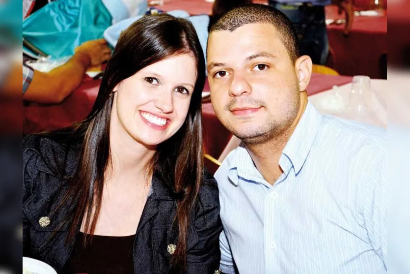   Ana Carolina Lopes e Orlando César Clebis, fotografados em evento do Lions  (Foto Nikkon Digital)  