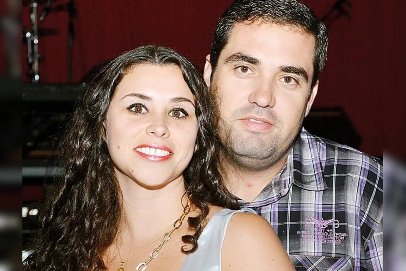  Marcela e Eduardo da Cruz marcaram presença em show que movimentou a cidade na última sexta   