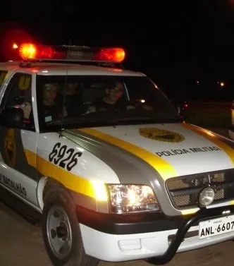 Em uma hora, três carros são furtados na rua em Mauá da Serra