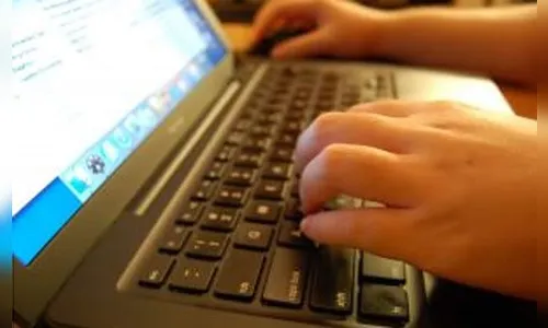 Projeto de lei pretende acabar com perfis fake na internet