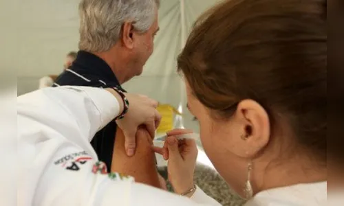 Em uma semana Paraná vacinou mais de 400 mil contra gripe