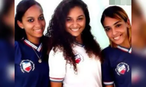 Estudantes fazem paródia com música das empreguetes