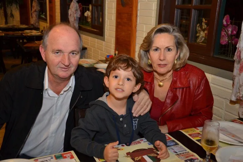   Dorival Ballan, João Ricardo e Elza Ballan  