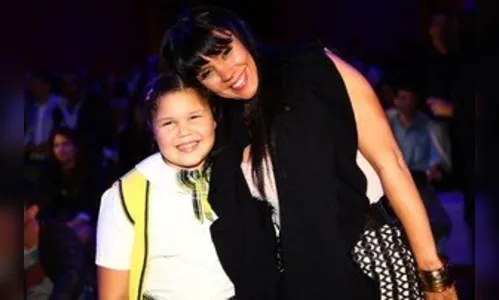 Simony muda de ideia e diz que filha não sofre preconceito por ser gordinha
